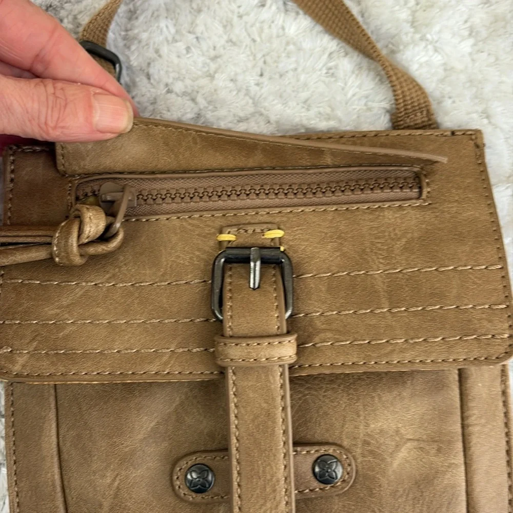 Sherpani Piper Crossbody Mini Bag
